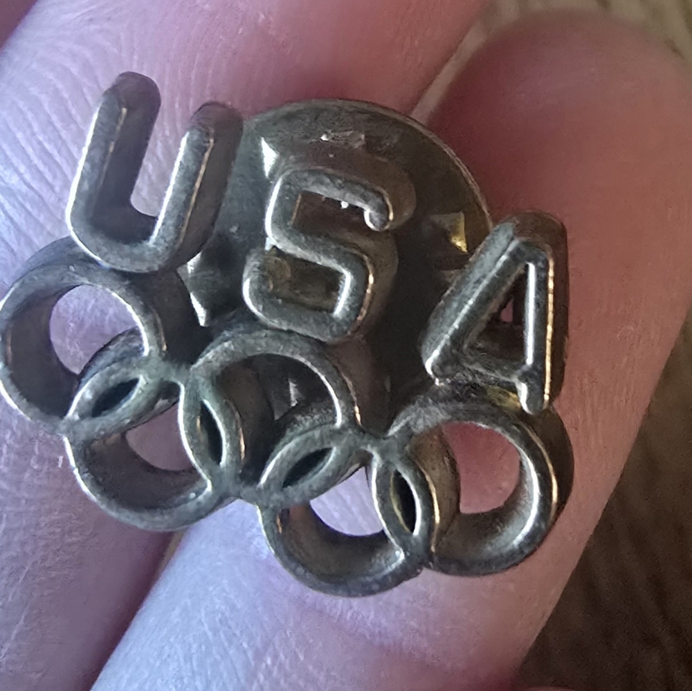Vintage Gold USA Olympic Pin